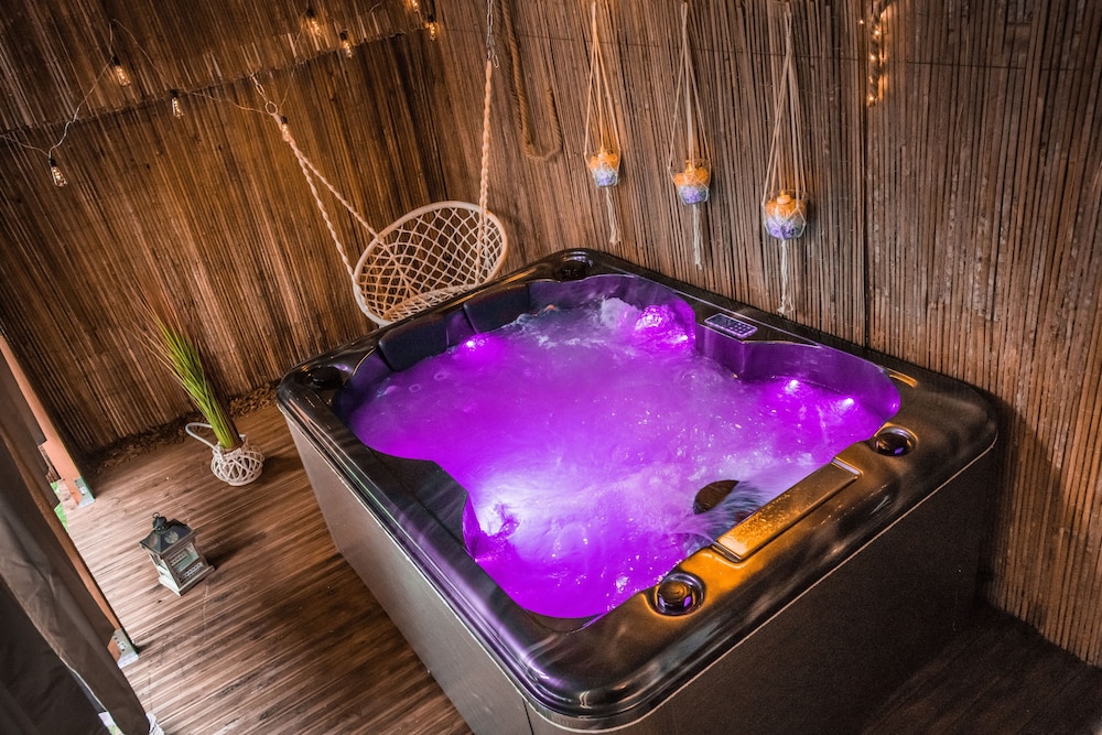 Aux 3 Nuances Suites Privatives & Spa photo 2