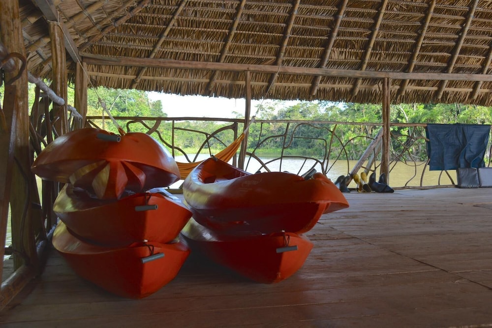 Sani Lodge