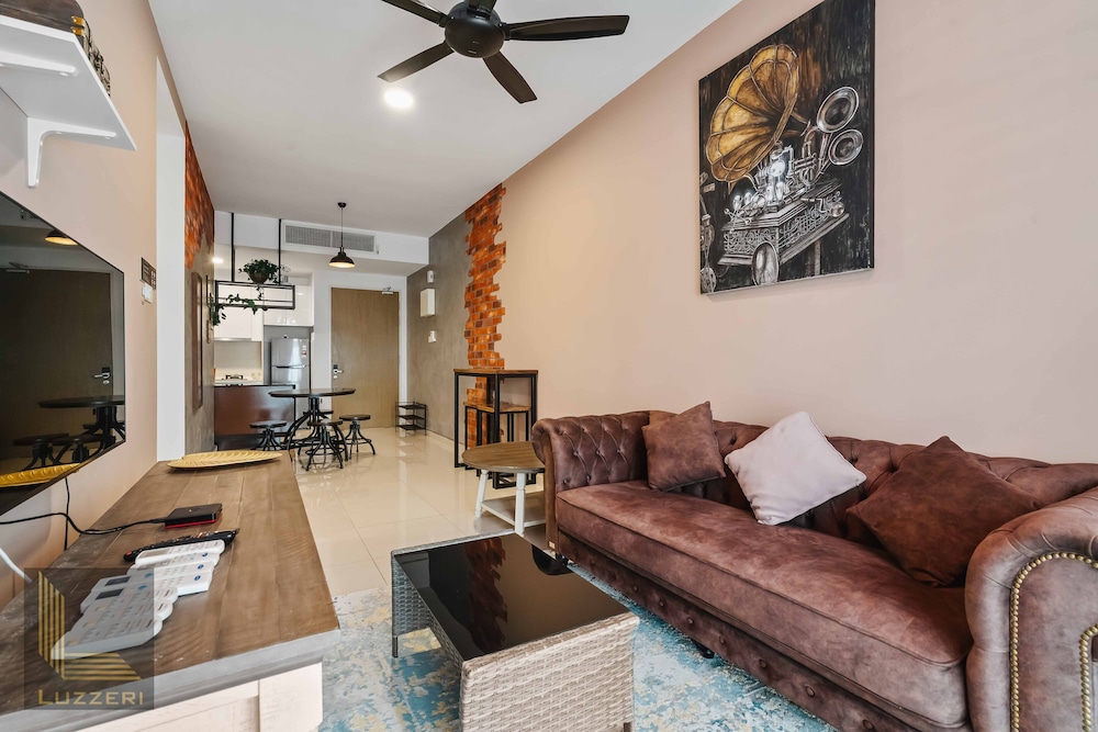 Legasi Kampung Bharu Guesthouse