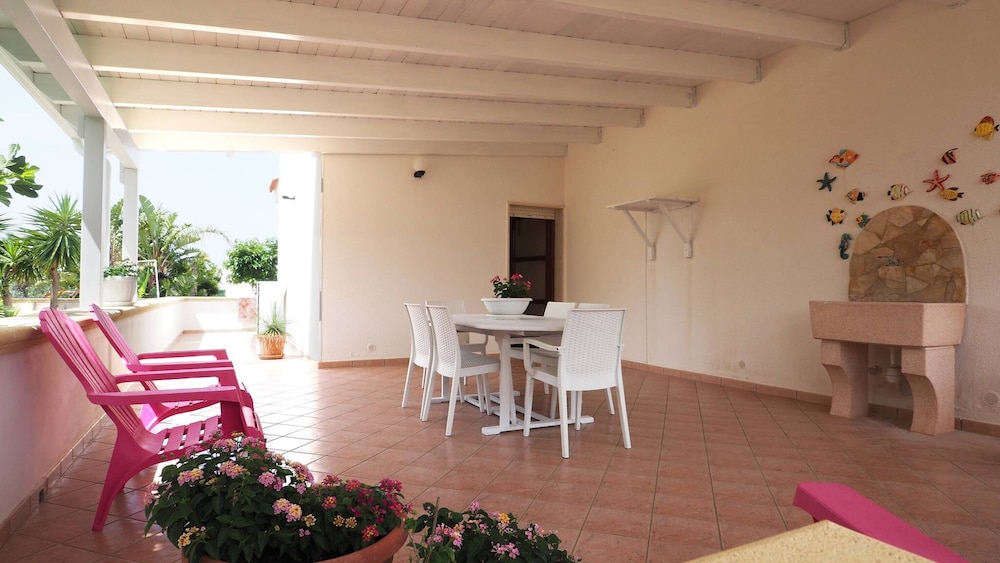 Villa Bellavista 8 Guests 3 Bedrooms by the sea