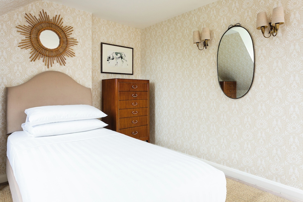 Aldridge Road Villas II by Onefinestay photo 4