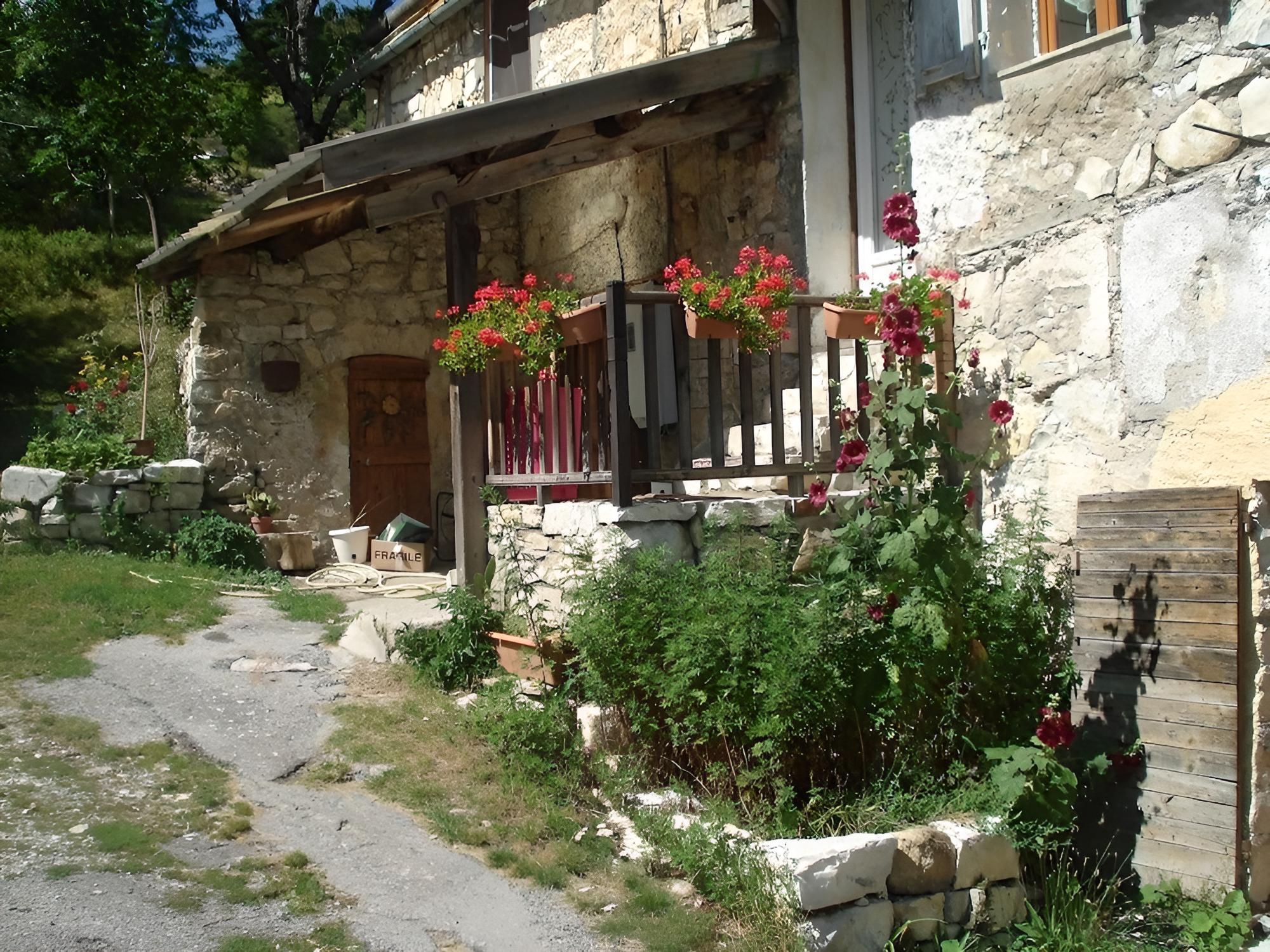 Gîte Auberge l'Oustalet