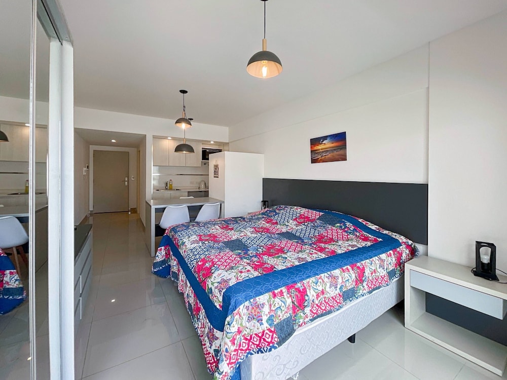 Ayres Suites Moreno