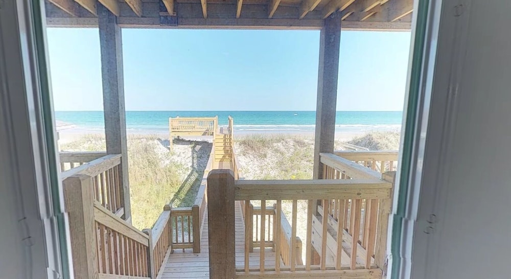 Next to Sea Gallery by Topsail Realty