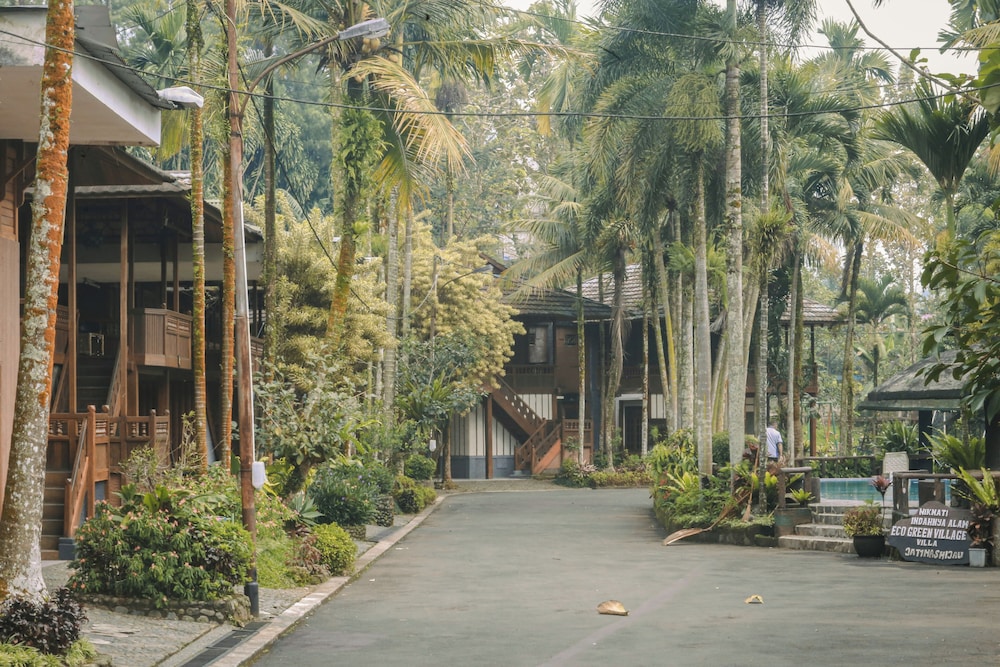 Jatimas Hijau Hotel & Villa