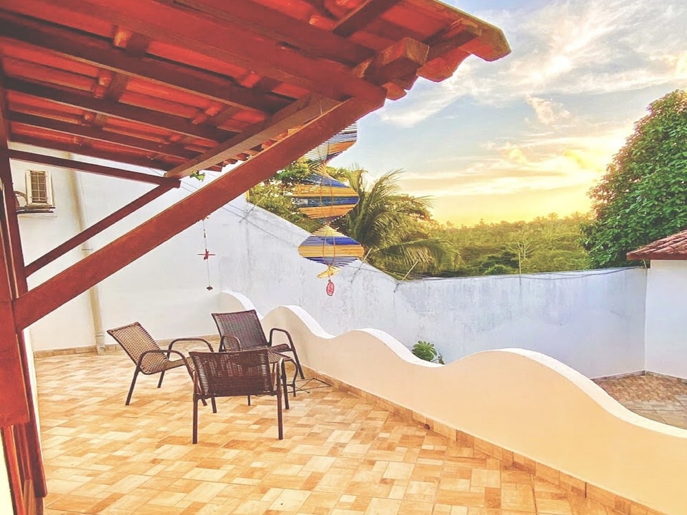 Suítes D'Ajuda Inn