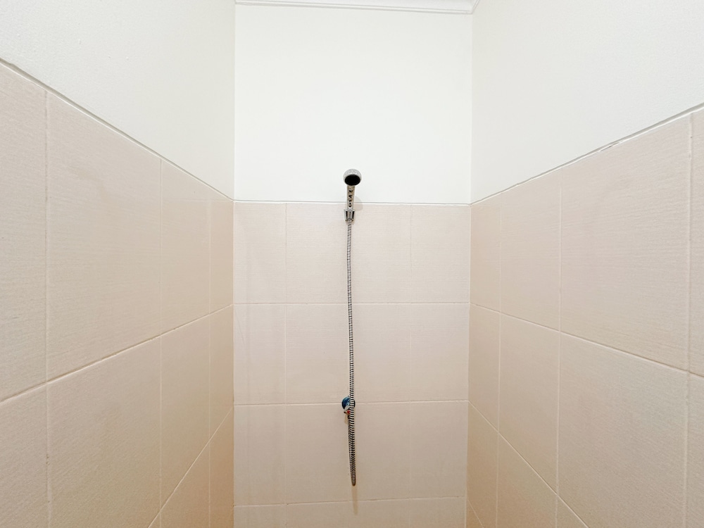 Comfortable Living And Nicest Studio At Bale Hinggil Apartment