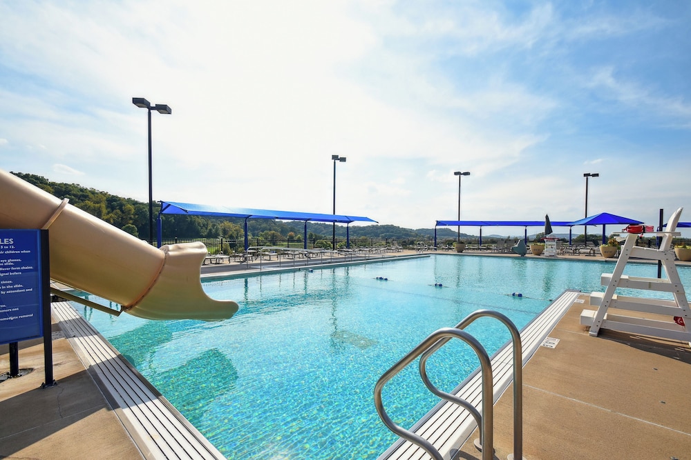 Views & Indoor Pool! The Galena Territory Gem