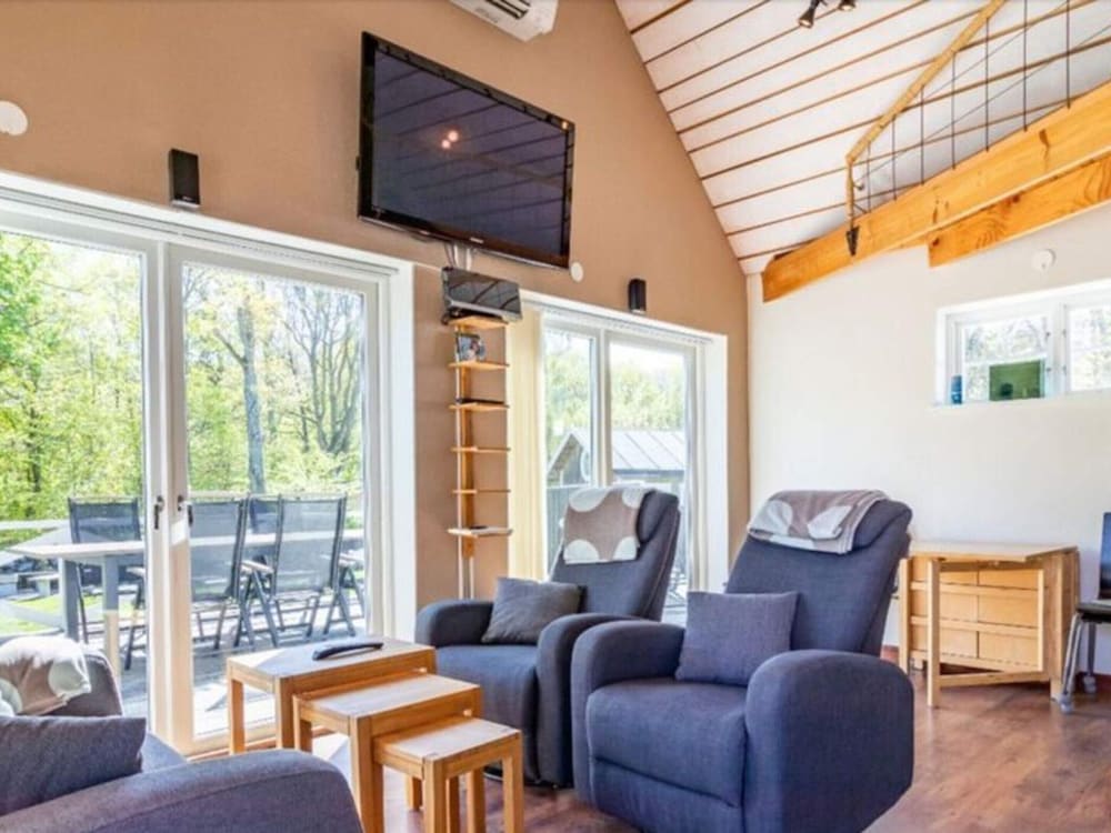 4 Star Holiday Home in Drottningskar