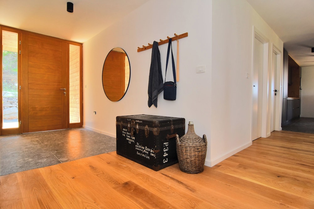 Villa Sun House