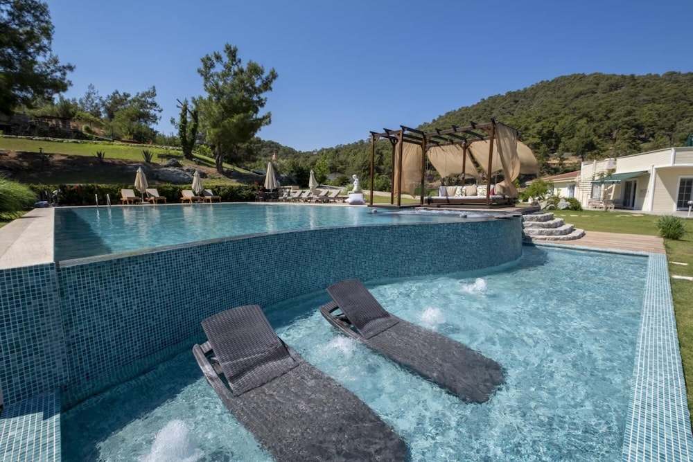 Greenery Home With Shared Pool in Marmaris view 5