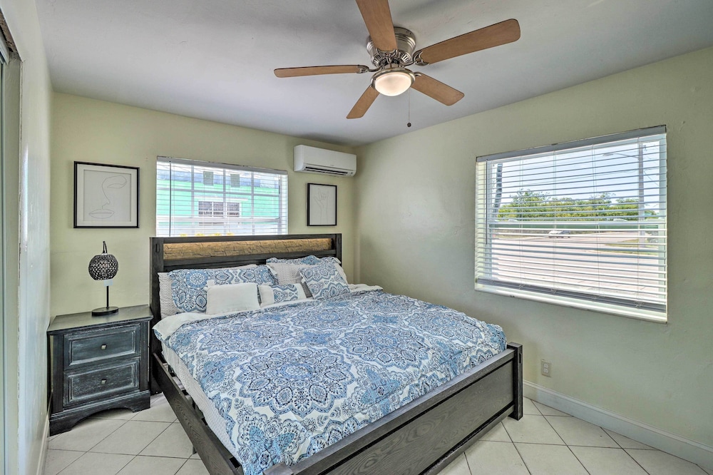Cozy Key West Beach Cottage: Walk to Beaches! view 5