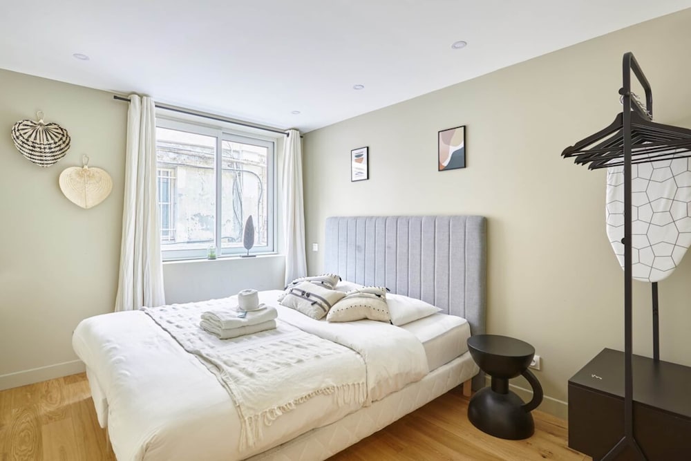 Charming Apartment 2 Bedrooms Center of Paris