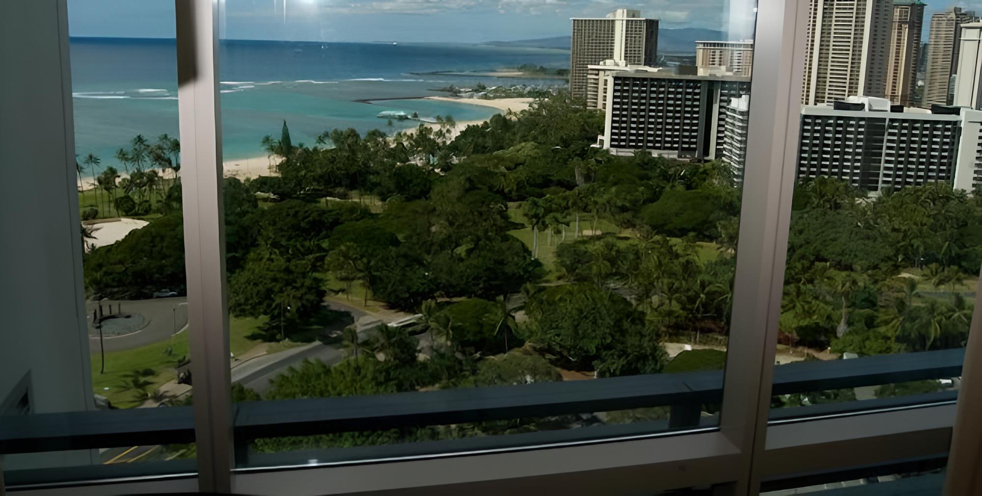 Jet Luxury @ The Trump Waikiki