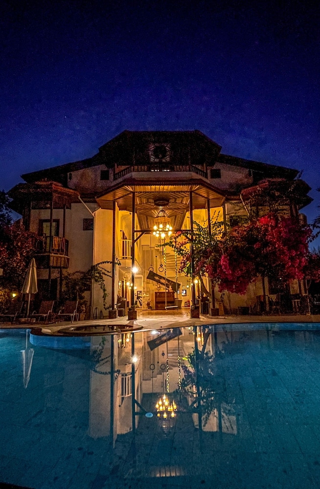 Murat Paşa Konağı Boutique Hotel