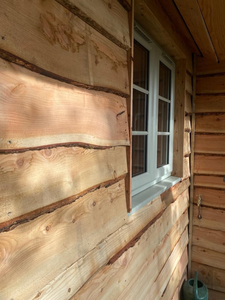 Hayne Barn Estate - Private Estate : 6 Eco Lodges - 1 Studio