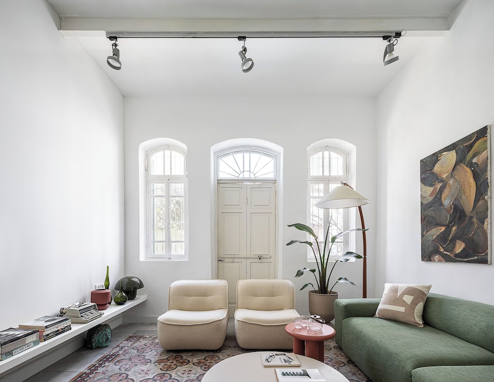 The Gem of Neve Tzedek by Sea N' Rent