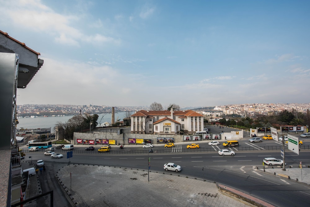 Pera Life Otel - Image 7