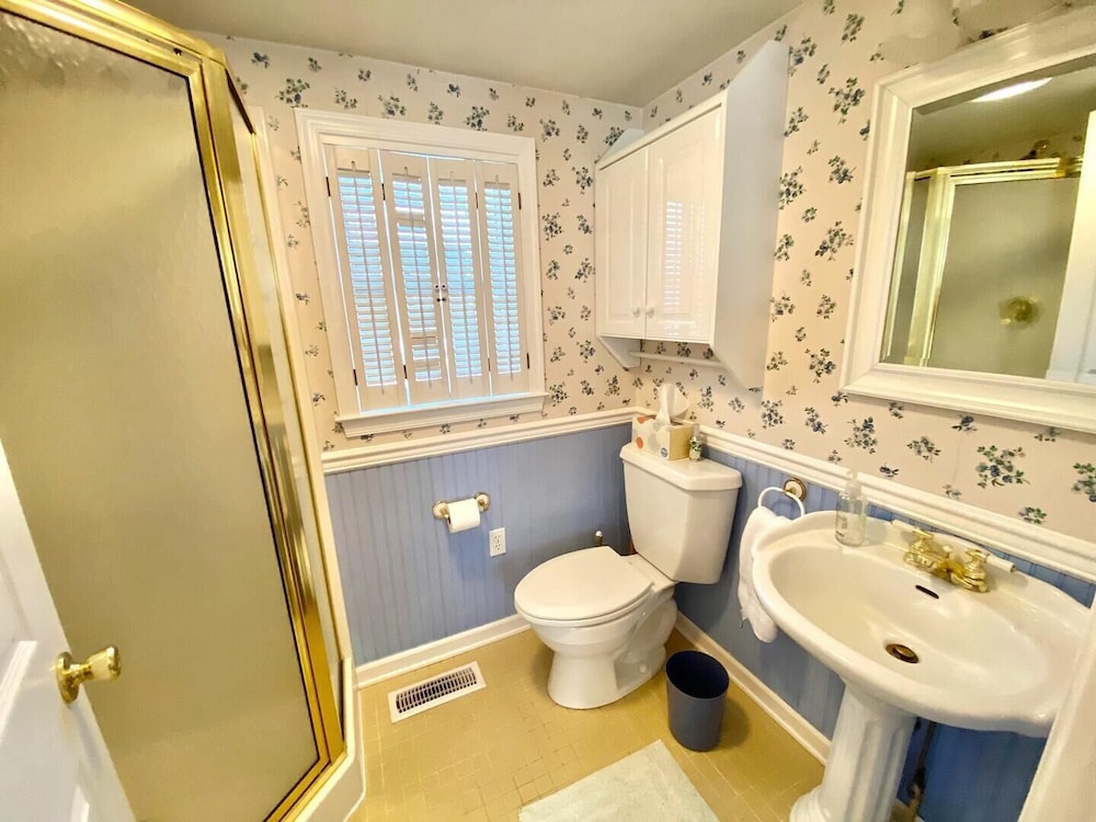 Bayard Avenue 304