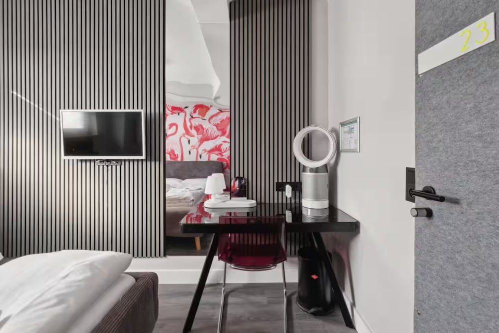 The Room 44