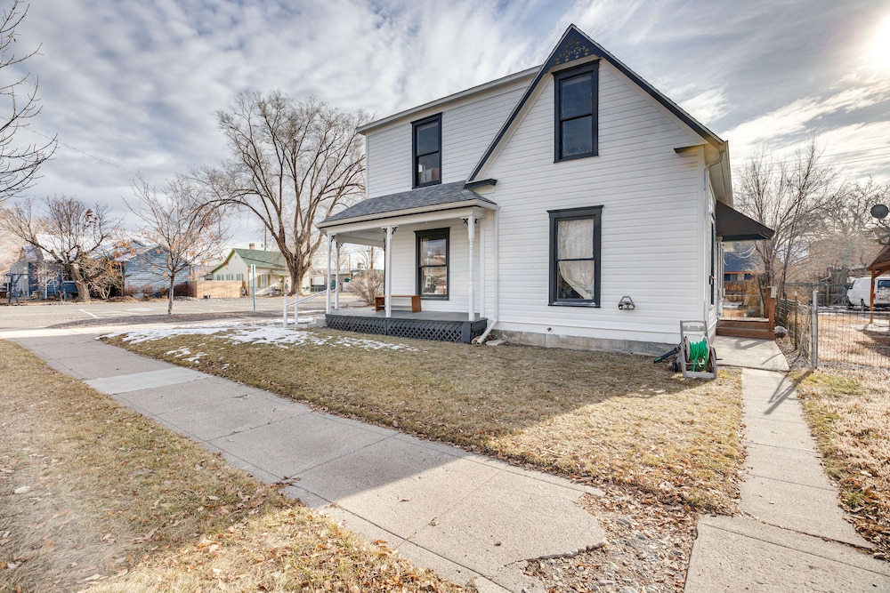 Pet-friendly Montrose Home, Walk to Town! view 4