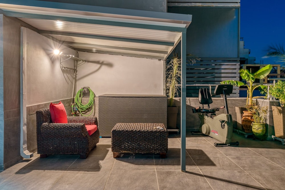 Gazi Suite With Private Rooftop