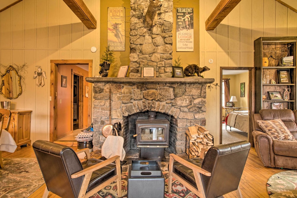 Spacious Bethlehem Mountaintop Home w/ Deck & View
