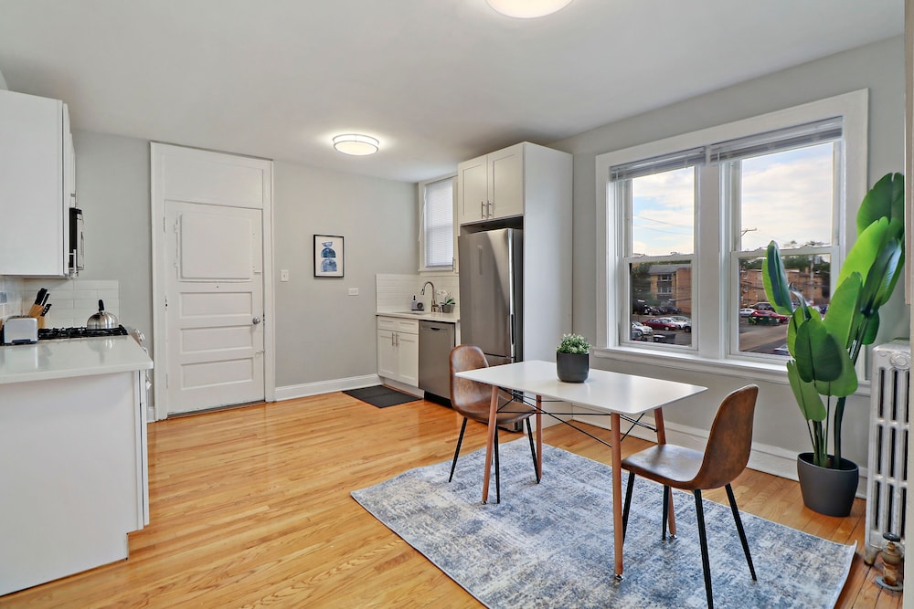 1BR Stay - Cullom B2