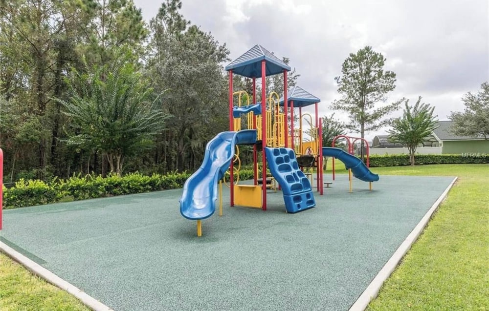 Book Now! Disney and Theme Parks Days, Poolside Family Villa Awaits!