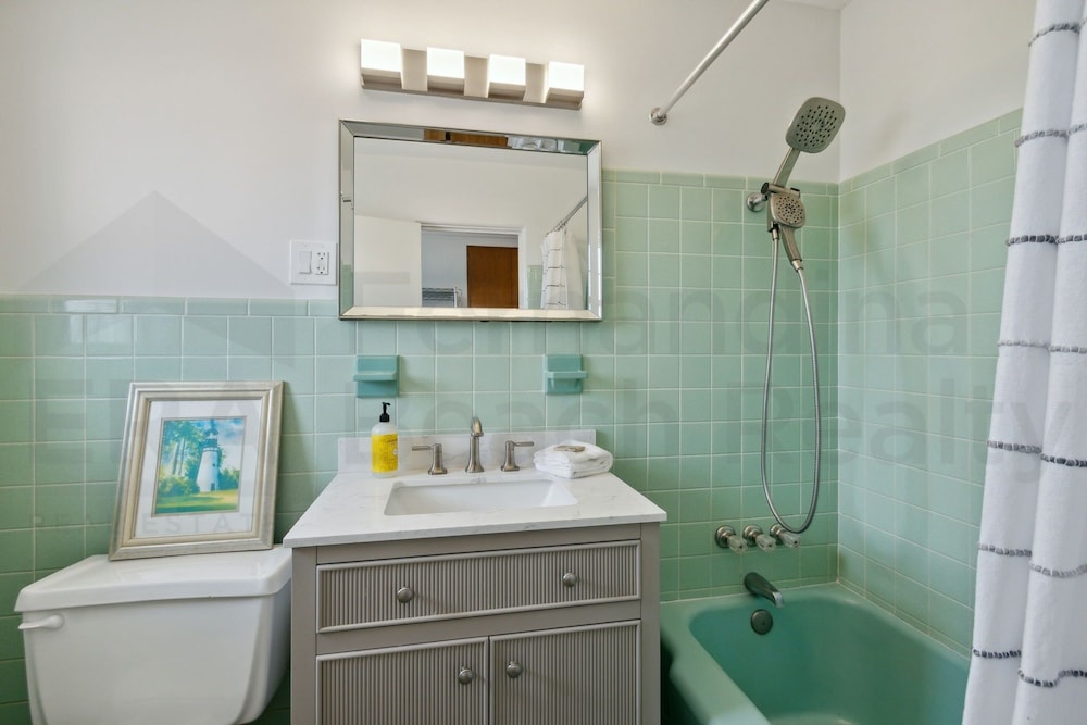 1408 S Fletcher Ave 4 Bedroom Home by RedAwning