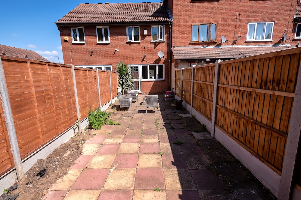 outdoor bbq area
