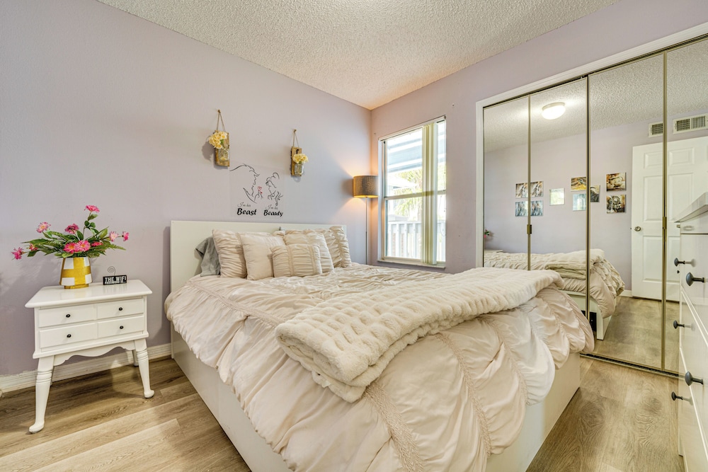4 Mi to Wdw: Condo w/ Family-friendly Perks!