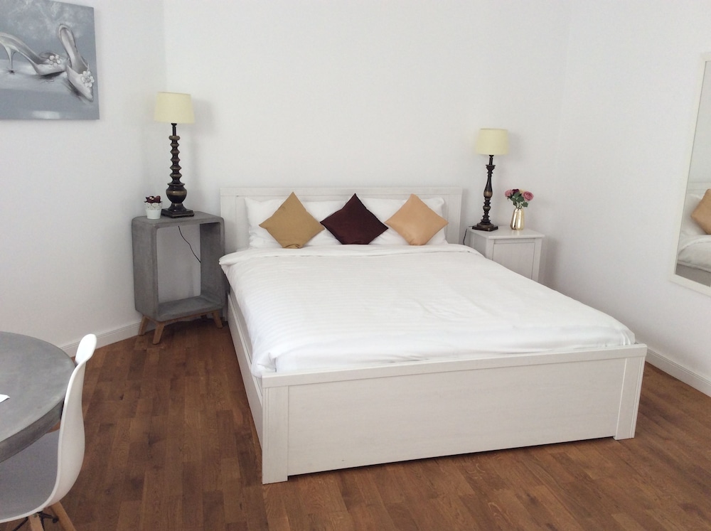 Perfect Stay 2