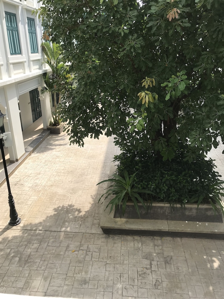 Kalia House view 5