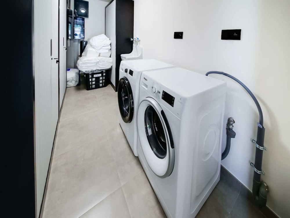 Comfort Near Historic Huy