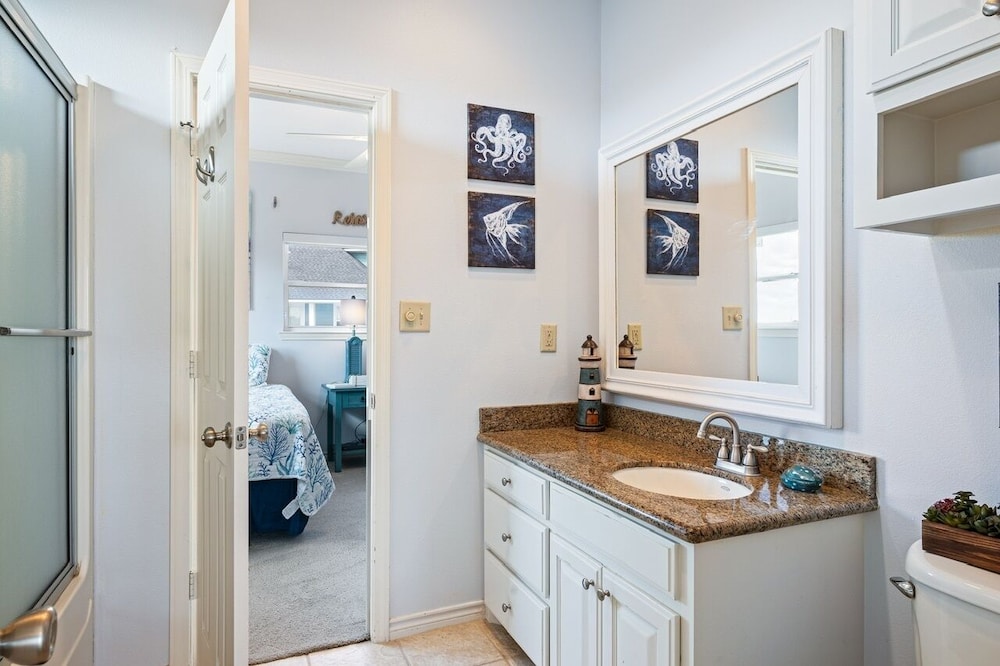 Happy Hours 4 Bedroom Home