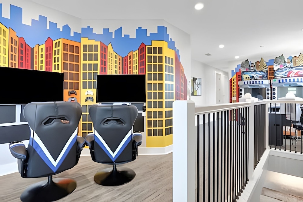 Reunion Luxury Villa w/ Lake View & Game Room
