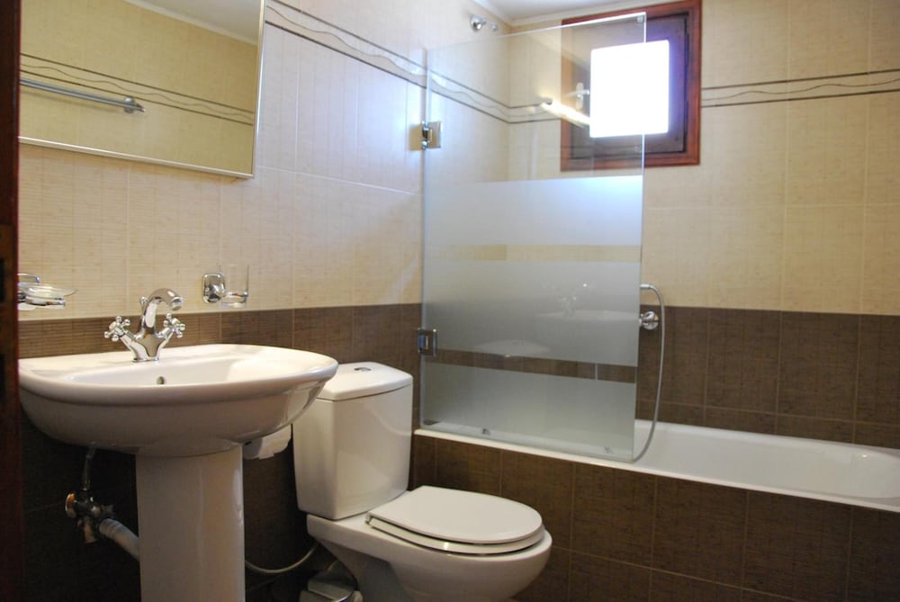 Ostria Apartments