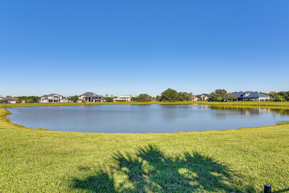 Luxury Home w/ Patio & Lake View in Richmond!