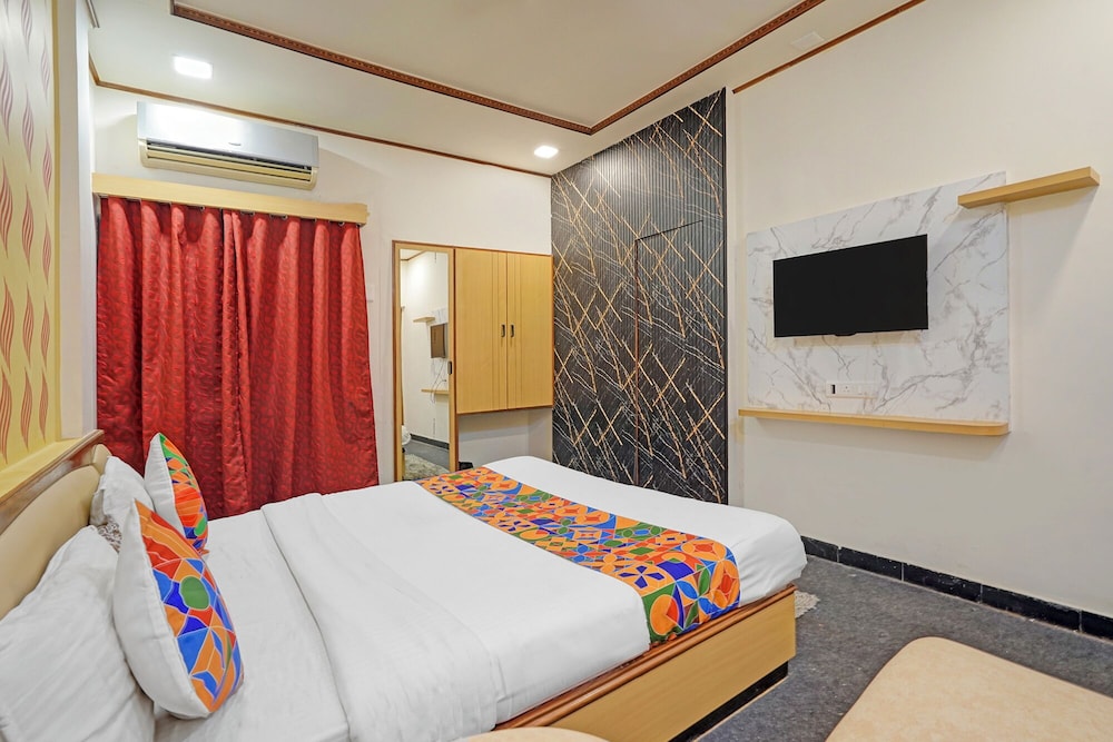 Fabhotel Bridge