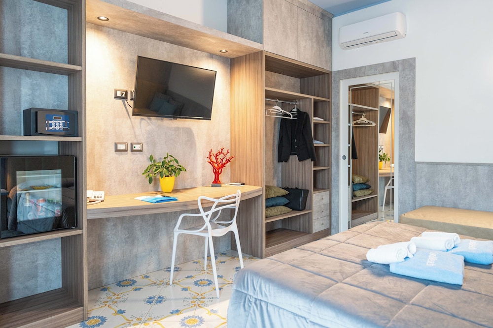 Coral Beach Paestum