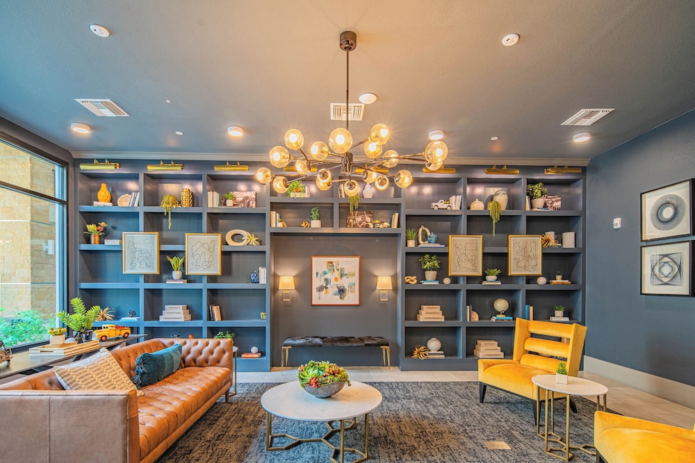 ROVE LIVING/KB - Scottsdale Grand