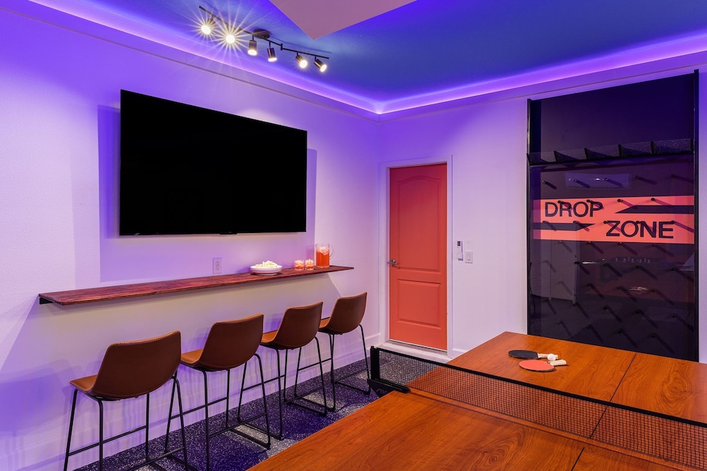 Shadow Mountain Family Oasis w Game Room Pool Resort Access Themed Rooms
