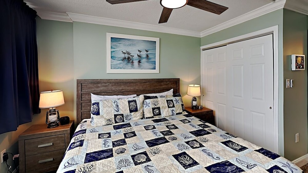 Sands Beach Club 515 2 Bedroom Condo