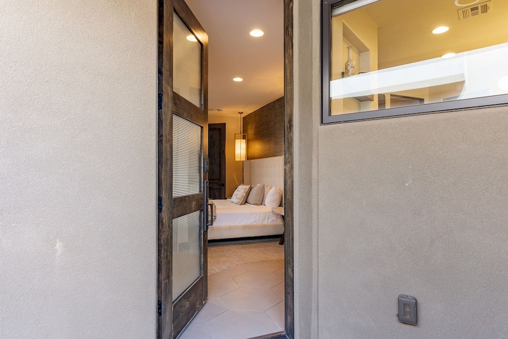 La Vista Encanto #14 4 Bedroom Home
