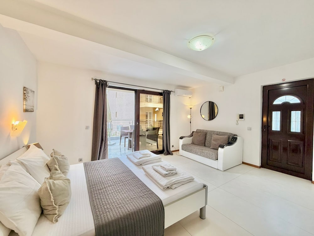 Chalet 216- The Beach Retreat