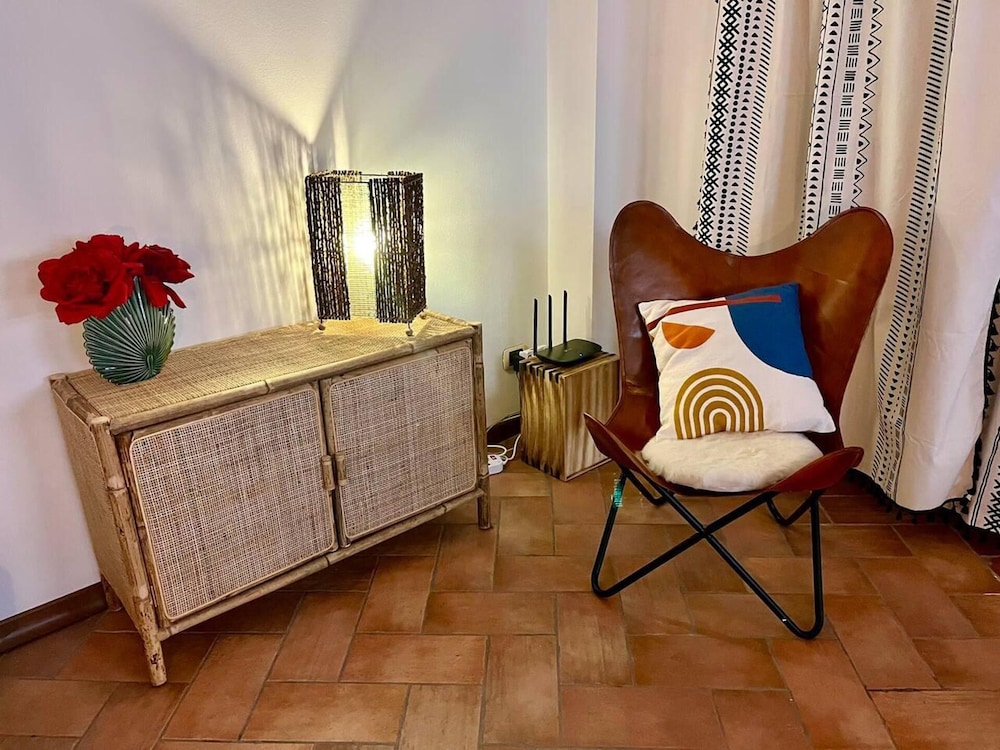 Stylish Umbrian Apartment Garden Pool nr Orvieto view 4