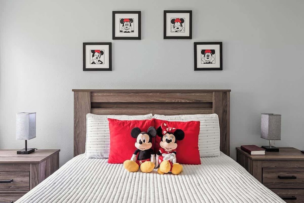 Enjoy Disney 3brs at Villas of Somerset