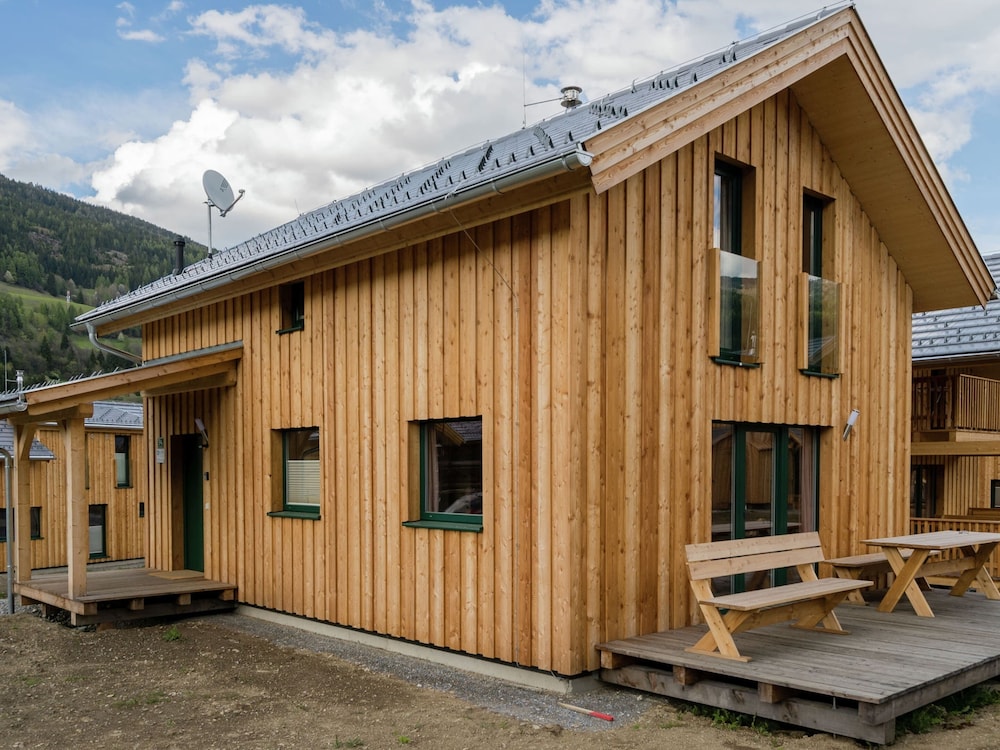 Chalet With Infrared Sauna