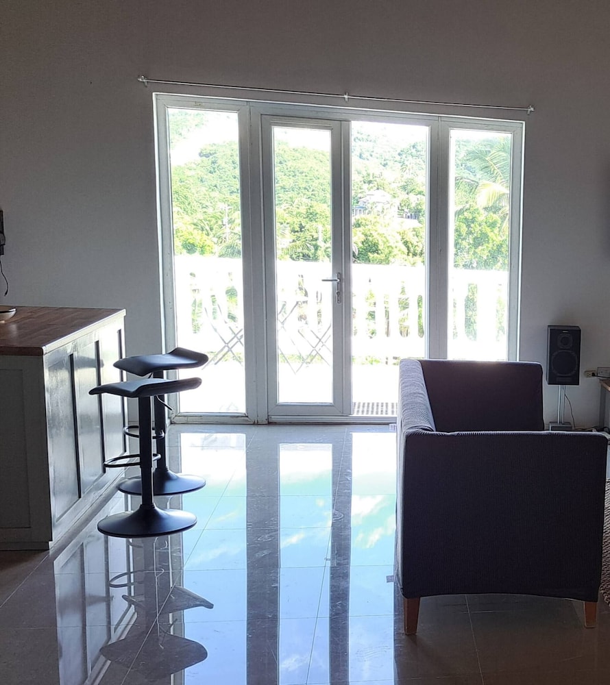Montego Bay - Hillside Retreat